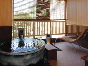 新設!カラオケも卓球もできる露天風呂付客室ベッド付き和洋室でカニが食べたいプラン